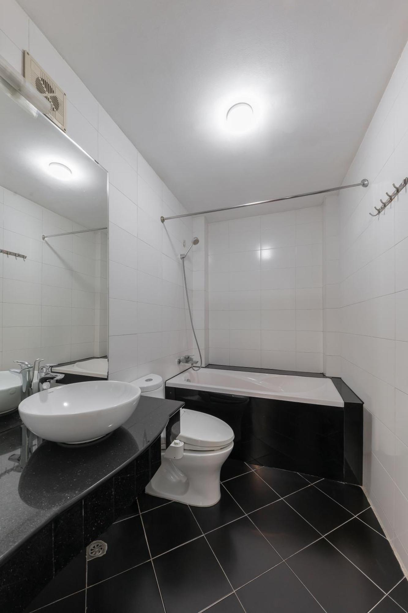 Azumaya Hotel Hai Ba Trung 1 Hanoi Bagian luar foto